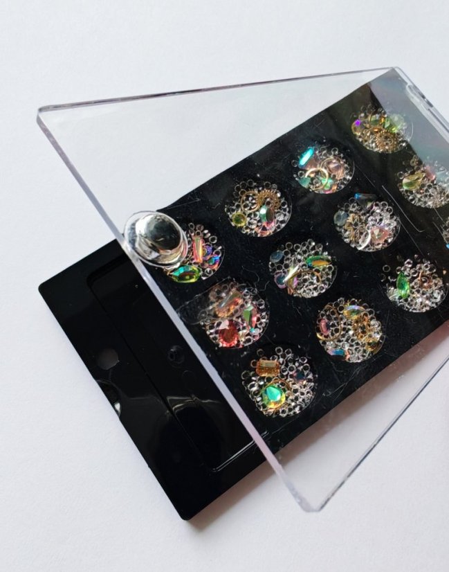 Karusel-Šperky na nechty - Nail Art Exkluziv