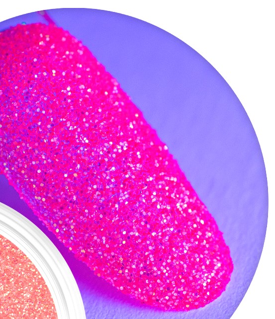 Diamantový prášok na zdobenie nechtov žiariaci v UV svetle červenej farby