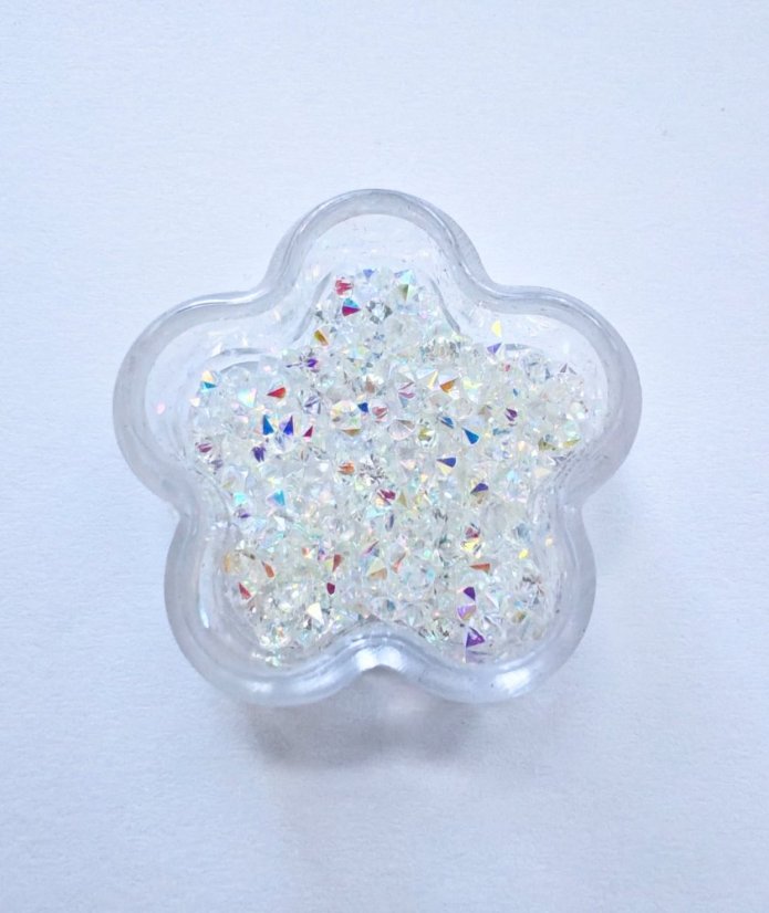 Karusel-Diamanty na nechty