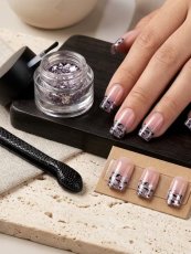 Sada umělých nehtů Press-On Nails – Čtvercové s třpytivým ombré a černým vzorem 24ks
